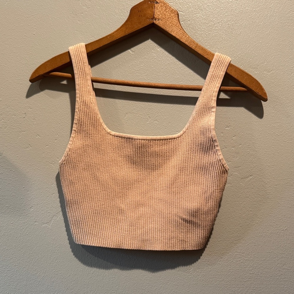 Babaton Aritzia Cream Sculpt Ribbed Square Neck Cropped Crop Tank Top Layering